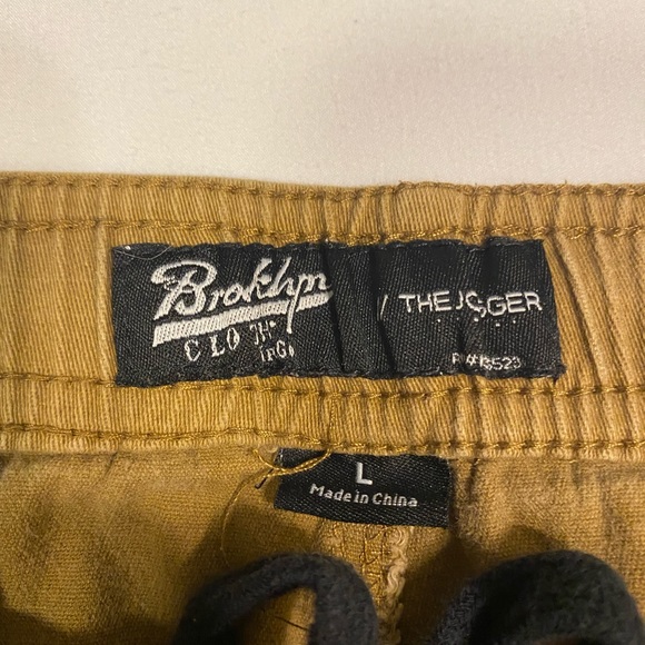 Brooklyn Cloth Joggers - Picture 3 of 4